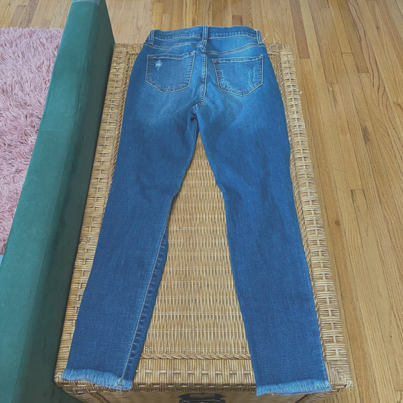 Fashion Nova Smiley High-Rise Distress Knees Jean Medium Blue Wash Raw Hem 7 - Picture 3 of 7